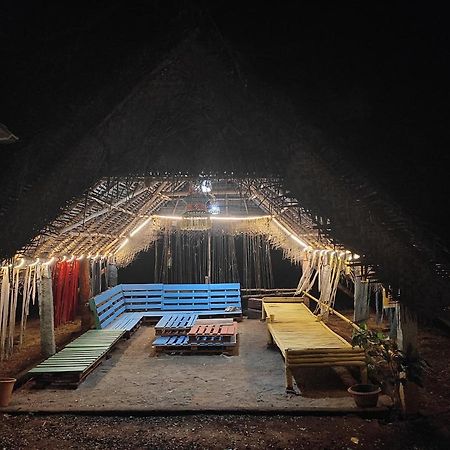 Travellers Tribe By Livelehood Habitat Vandrehjem Auroville Eksteriør billede